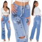Preview: Used Mom Fit Jeans mit Rissen und Schmetterlings-Print - blue washed