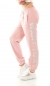 Preview: Legere Baumwoll Feizeithose mit Schriftzug-Print in rose