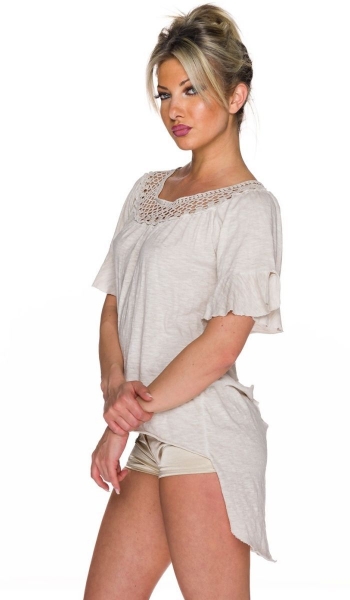 Aufregendes Vokuhila-Top im Destroyed-Look mit Häkelspitzenrand - beige