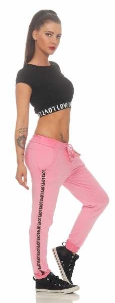 Legere Baumwoll Feizeithose mit Schriftzug-Patch in rosa