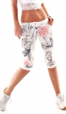 Lässige Chino-Jeans in Caprilänge mit Sommer-Prints in weiß