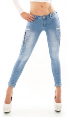 Crash Jeans mit Zierzippern und Strass-Bordüren - blue washed